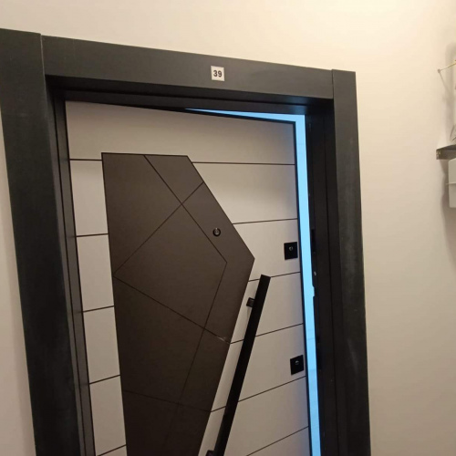 CB PARK ERMAN AKINCI KÖRFEZDE DENİZ MANZARALI 1+1 KİRALIK DAİRE